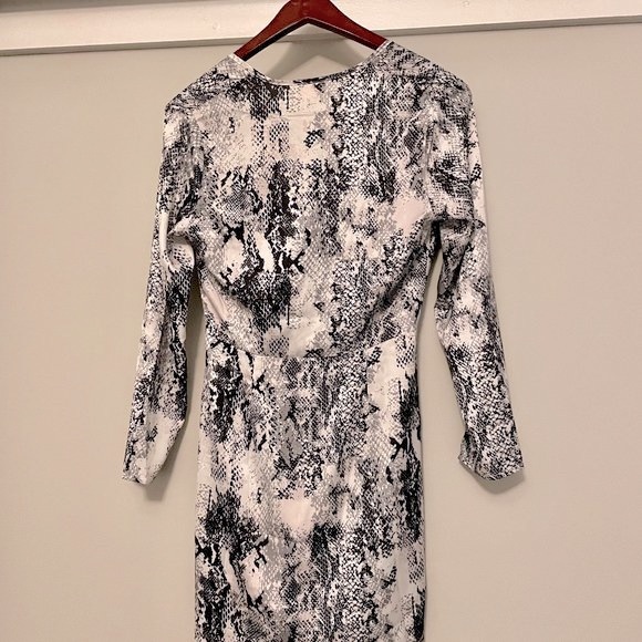 Slinky Twist Knot Snake Print Party Dress - Picture 2 of 3